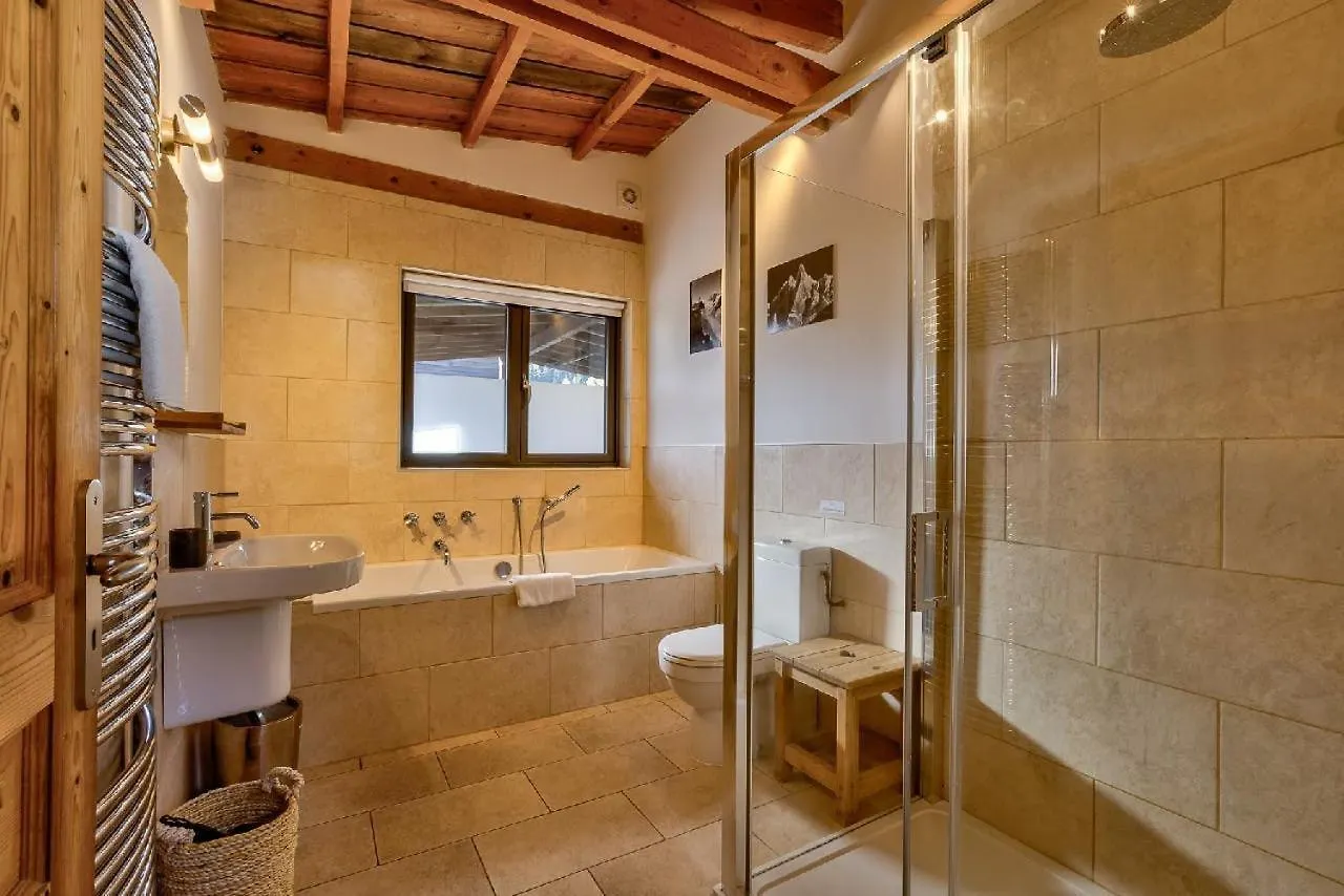 Chalet Alpins - Central Jacuzzi Parking Chamonix